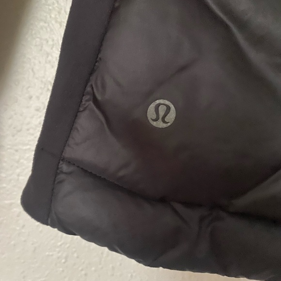 Lululemon down for a run Pullover Puffer Jacket Coat black - Picture 3 of 6
